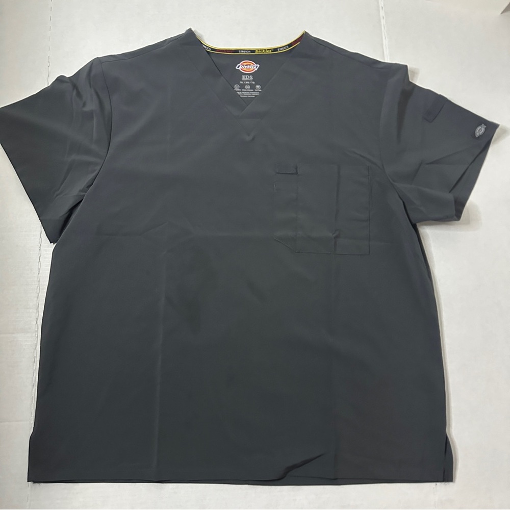 Dickies Scrub Top in Charcoal